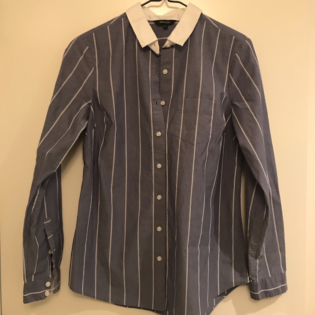 Button-Down Structured Blouse With Pocket